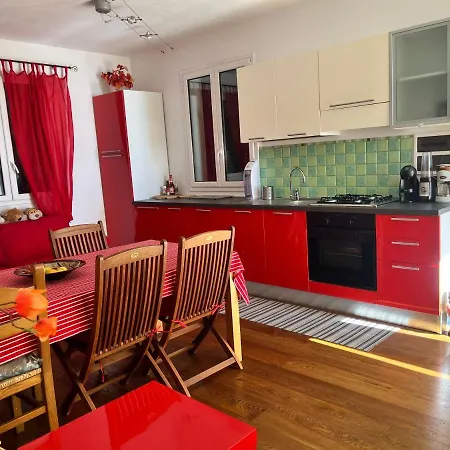 Giomar Apartment